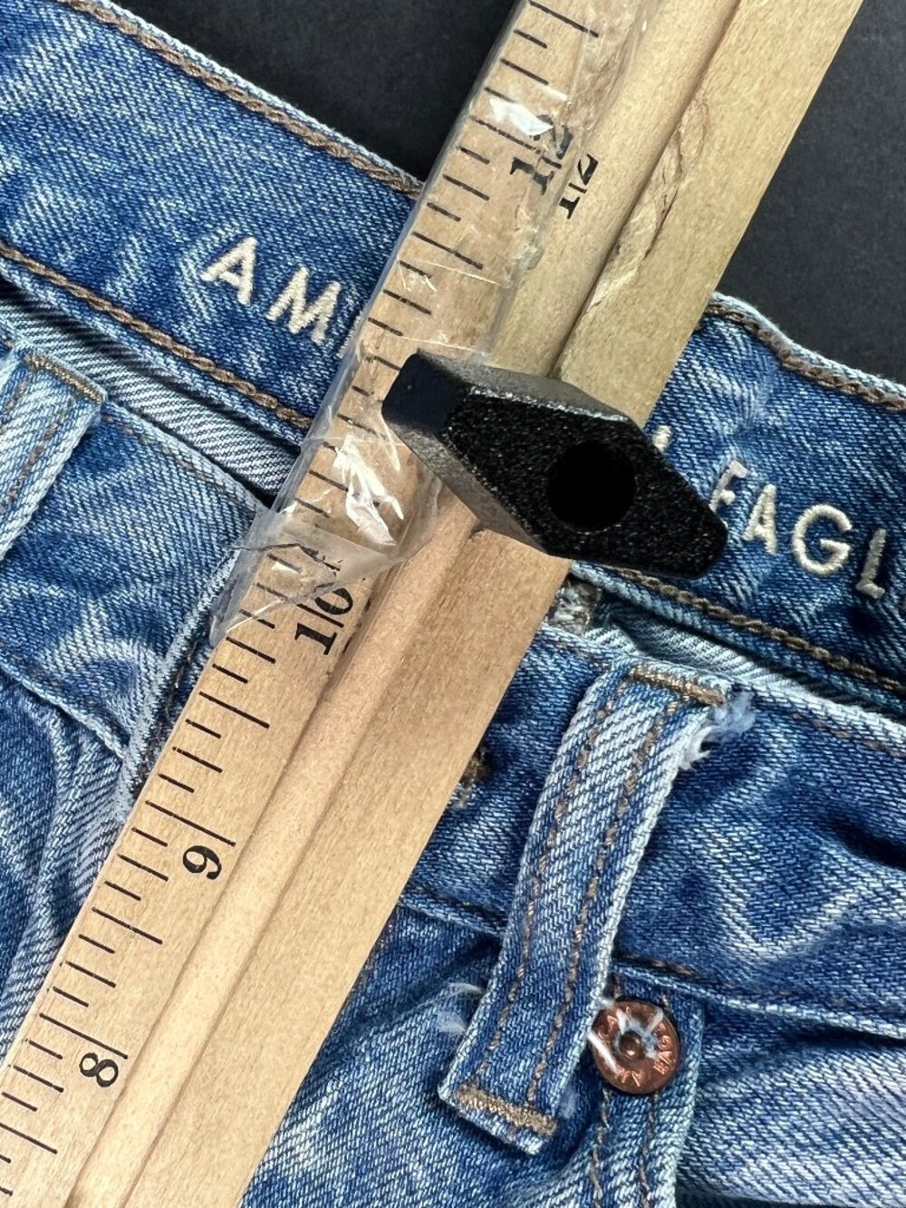 American Eagle Shorts Women's 25* Mom Blue Faded Cuffed Distressed Denim Tag 0 - Picture 15 of 16